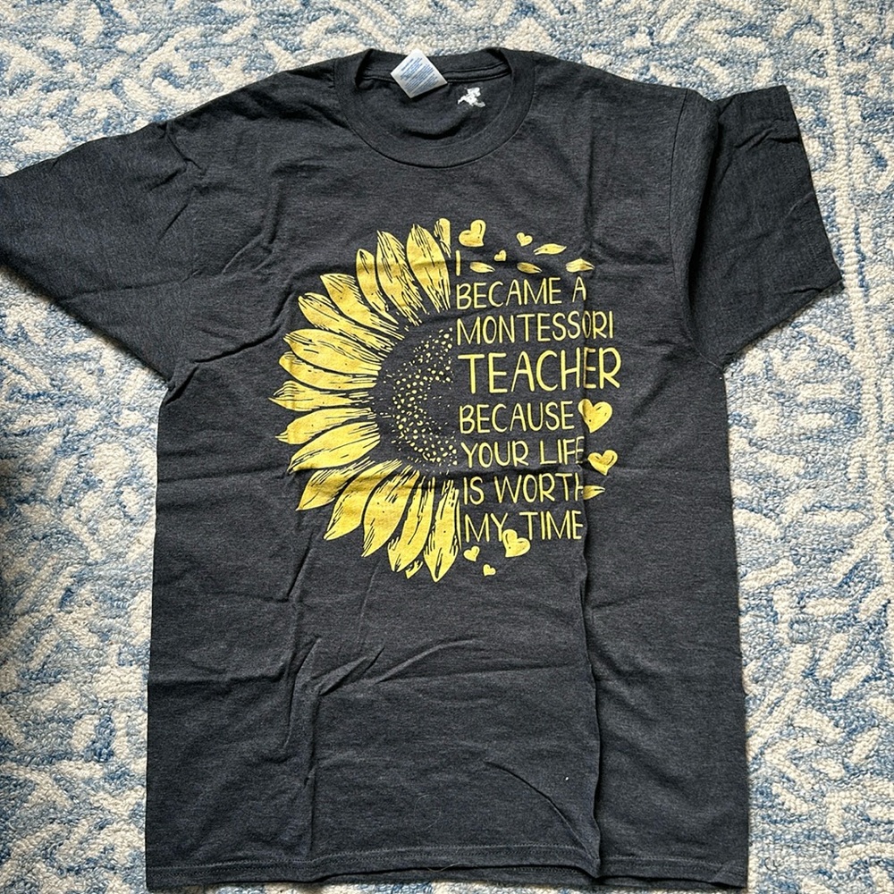Montessori Teacher Sunflower Short Sleeve Tee - Black/Yellow